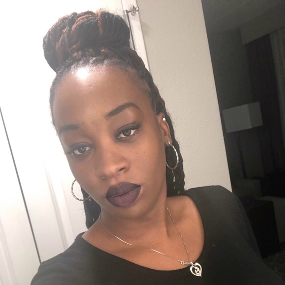 Meet your Posher, Shatilla - Picture 1 of 1